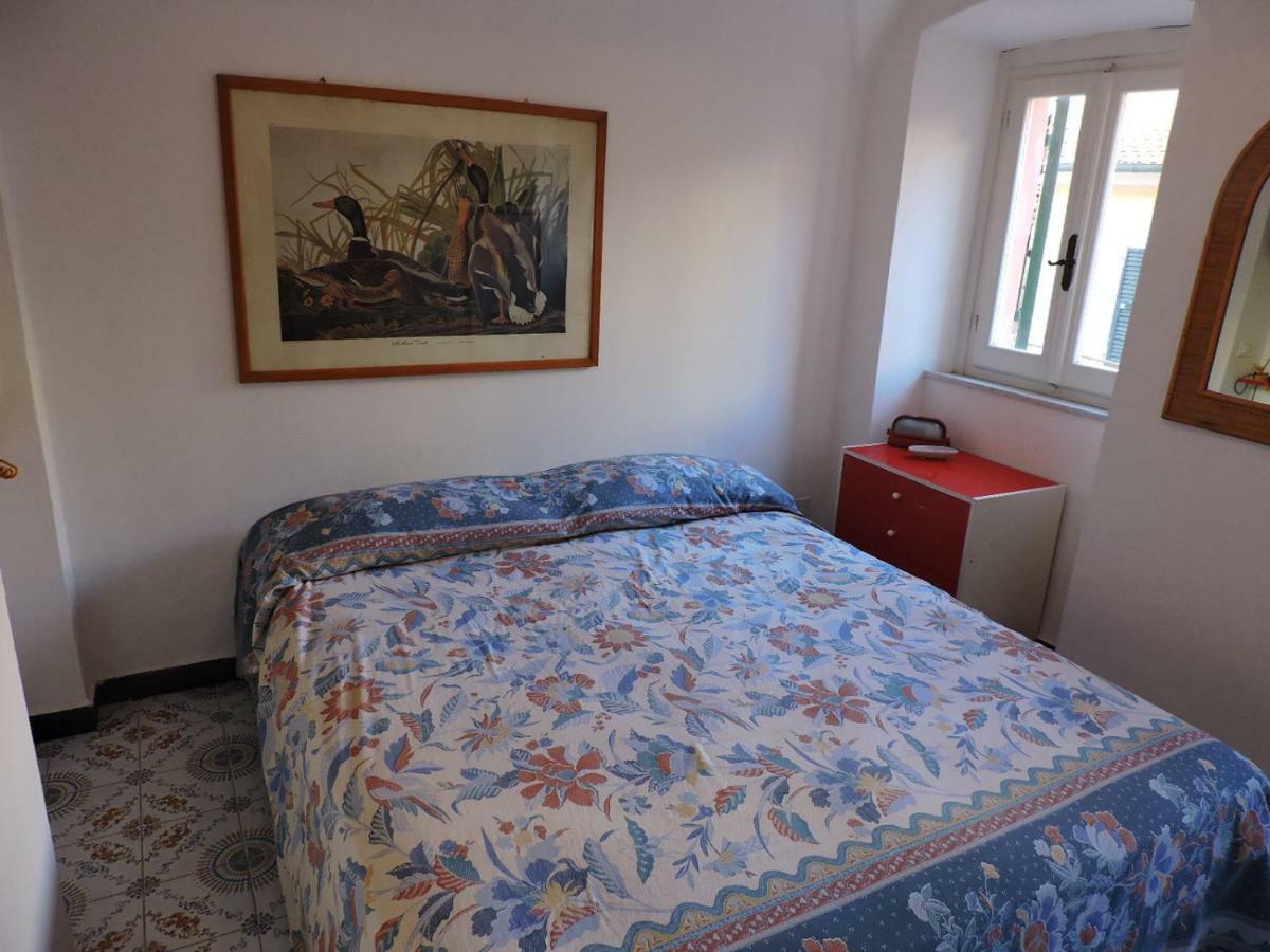 La Casa Nel Borgo Apartment เตลลาโร ภายนอก รูปภาพ